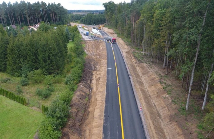 Generalna Dyrekcja Dróg Krajowych i Autostrad podała najnowsze informacje o zaawansowaniu prac na obwodnicach z programu budowy 100 obwodnic.